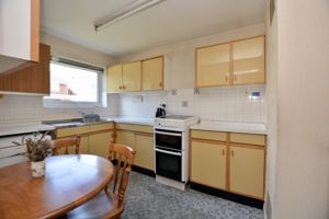 Kitchen Breakfast Room- click for photo gallery